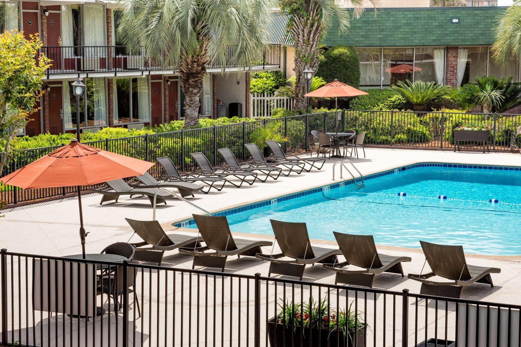 North Charleston Inn Екстериор снимка