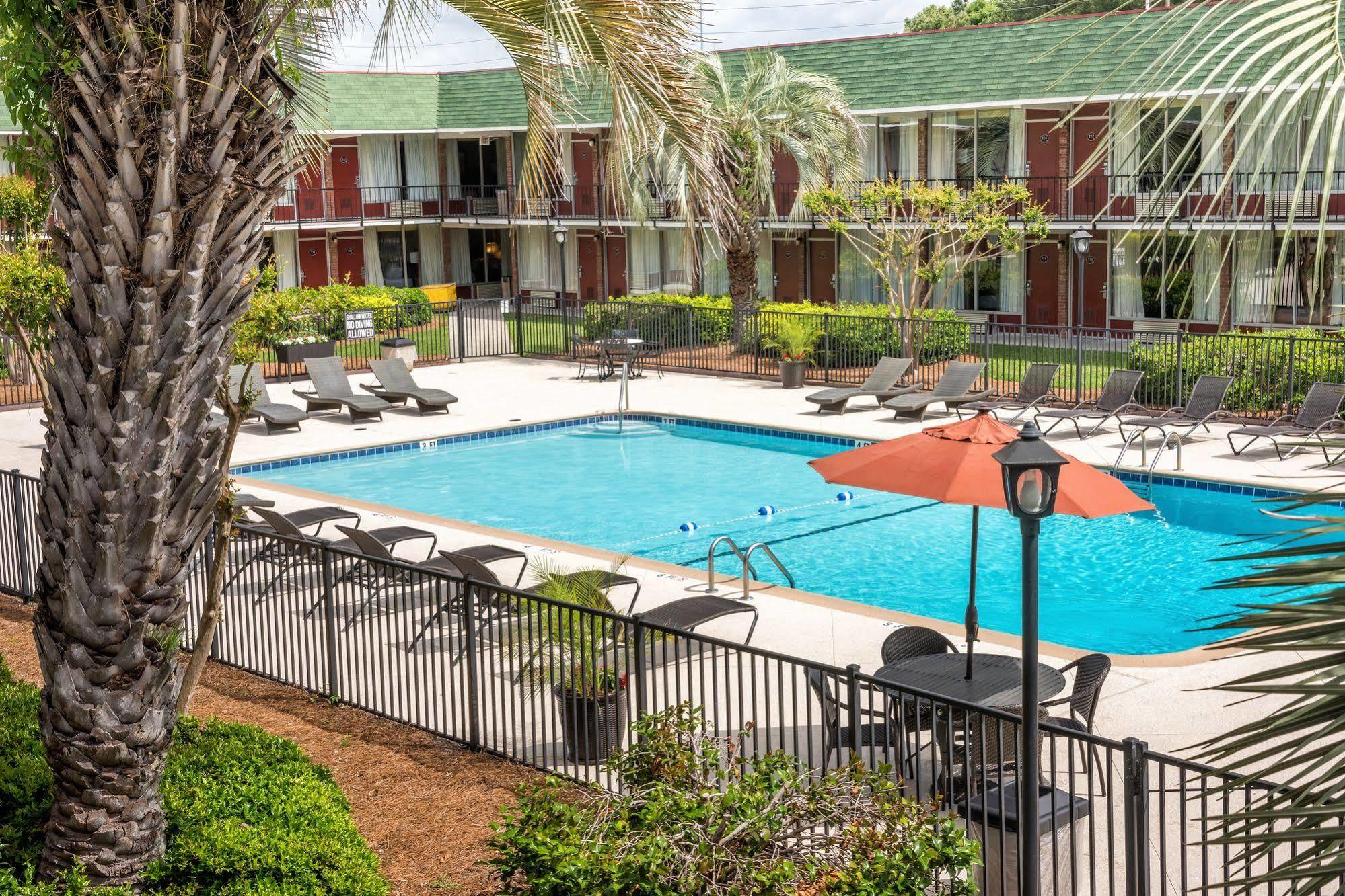 North Charleston Inn Екстериор снимка